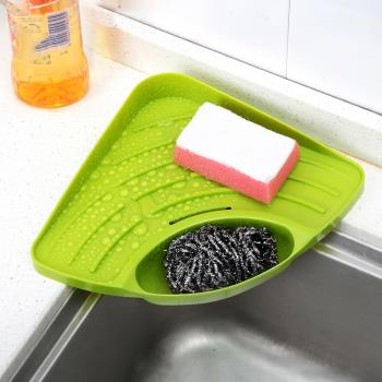 廚房水槽三角瀝水籃吸盤式洗菜盆過濾水置物架洗碗池抹布收納掛籃
