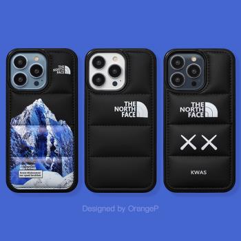 潮牌iPhone14Pro創意蘋果13手機殼雪山12羽絨服11冬季款xsmax軟XR適用於16promax個性小眾15pro保護套新款