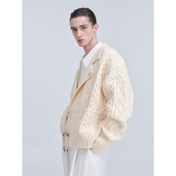 TIWILLTANG啟世錄“凌閣”重磅創意西裝領大絞花保暖針織毛衫外套