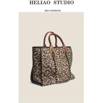 【HELIAO】單肩包百搭帆布手提包2023新款豹紋大容量購物袋托特包