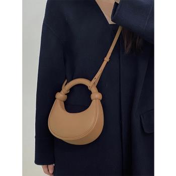 包包女2024新款今年流行法式時尚高級質感小眾設計手提斜挎月牙包