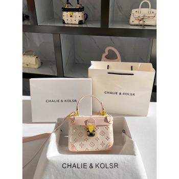CHALIE&KOLSR春季真皮粉色壓花盒子包高級感手提水桶包單肩斜挎包