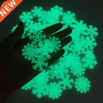 50Pcs Luminous Snowflake Wall Stickers Glow In The Dark Deca