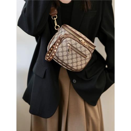 包包女2025新款韓版簡約百搭斜挎包洋氣單肩包精致輕奢休閑馬鞍包