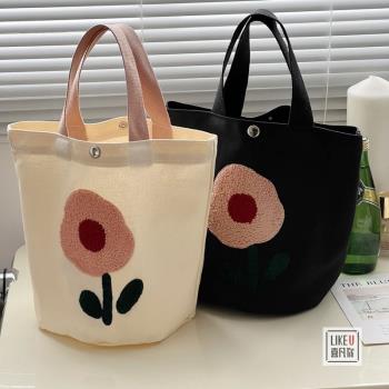 日系刺繡花朵水桶型托特帆布包簡約百搭小容量手提便當餐盒女包