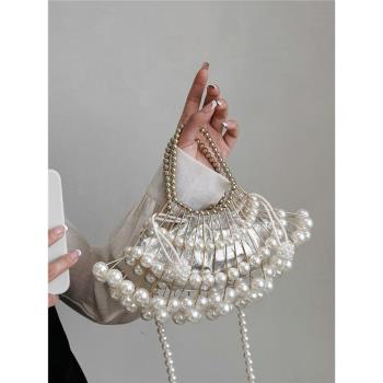 手工編織扇形貝殼包女2024新款鏤空手提晚宴包珍珠鏈條單肩斜挎包