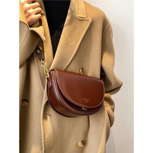 法國官網小眾設計高級質感包包女真皮單肩斜挎包流行馬鞍包