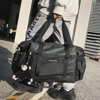 短途旅行包男手提行李包大容量出差旅行袋子運動健身包斜挎包潮牌