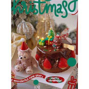 圣誕節蛋糕裝飾卡通毛絨雪莉玫公仔玩偶擺件圣誕小熊小兔禮物插件