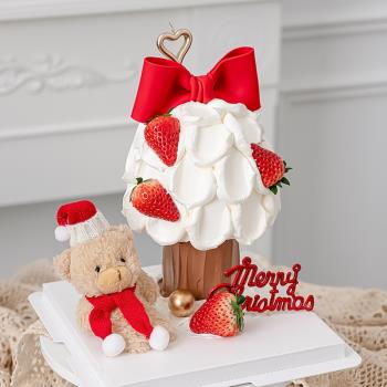 圣誕節許愿樹草莓塔蛋糕裝飾毛絨圍巾小熊擺件MerryChristmas插件