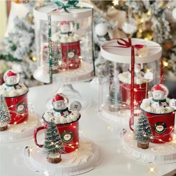 圣誕節紅色茶缸蛋糕裝飾擺件紅色搪瓷茶缸水晶球老人雪人擺件插件