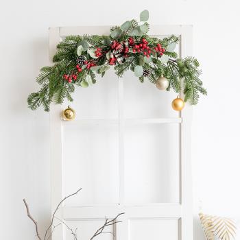 阿楹 圣誕墻面門裝飾仿真松針藤條綠植北歐室內店鋪掛件氣氛布置