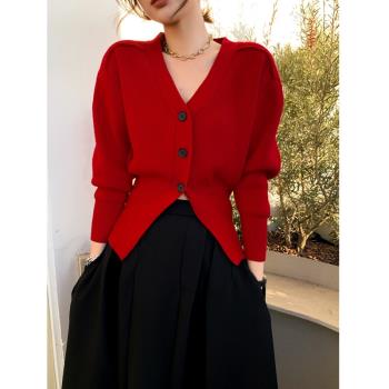 大紅色春秋新款毛衣女新年裝收腰復古喜慶設計感V領加厚針織開衫