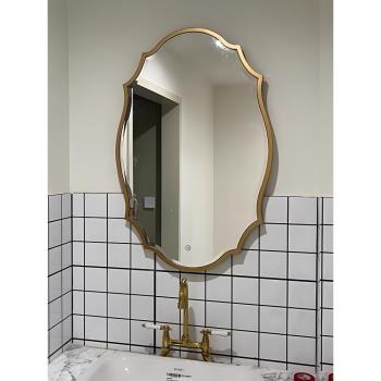 復古妝臺化妝鏡輕奢美式梳妝鏡壁掛裝飾鏡法式衛生間浴室鏡子掛墻