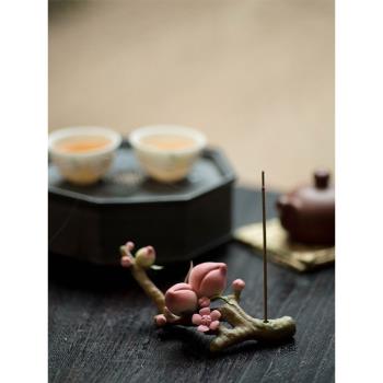 茶寵擺件手工陶瓷壽桃筷子香插