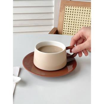 小眾復古撞色咖啡杯碟套裝高檔精致陶瓷帶把馬克杯下午茶拿鐵杯子