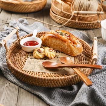 日式藤編面包托盤越南手工編織早餐籃雙耳水果盤面包筐圓形野餐籃