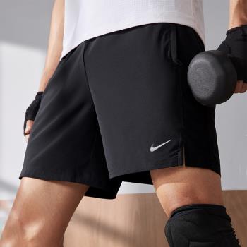 Nike DV9345速干梭織銀標短褲