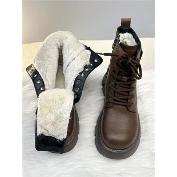 冬季羊毛加厚保暖防水防滑雪地靴