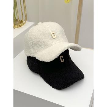 秋冬季羊羔毛C字母帽子女ins韓版時尚棒球帽硬頂保暖鴨舌帽顯臉小