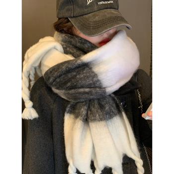 黑白拼色馬海毛圍巾女秋冬季韓版高級感保暖加厚防寒學生圍脖披肩