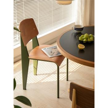北歐家用靠背學生書桌椅復古餐椅標準椅設計師簡約餐桌椅實木椅子