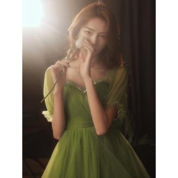 綠色晚禮服裙女輕奢小眾高階宴會名媛2025新款伴娘服主持連衣裙