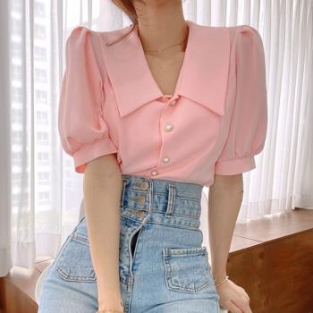 韓國chic夏季甜美氣質翻領珍珠紐扣設計感小眾泡泡袖襯衫上衣女
