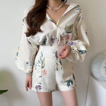 韓國chic夏季新款洋氣復古印花長袖襯衫+高腰闊腿短褲兩件套裝女