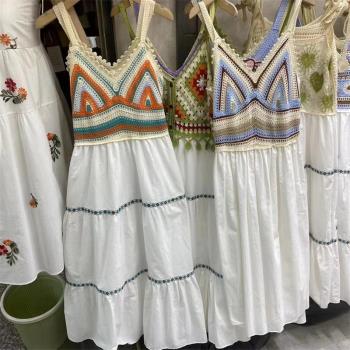 海邊度假吊帶連衣裙女夏季2023新款復古民族風設計感V領沙灘長裙