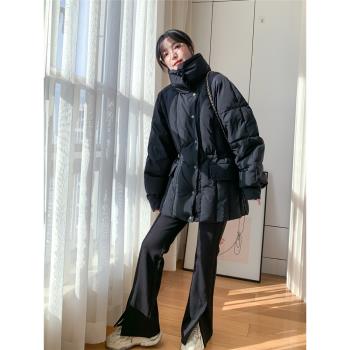女冬季收腰中長款設計感羽絨服