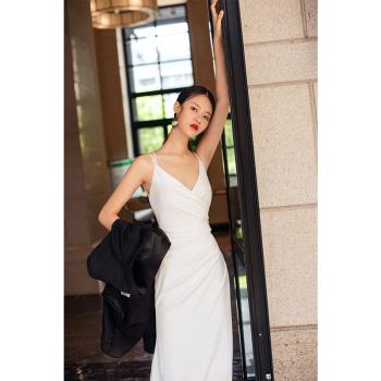 白色晚禮服女2023新款簡約緞面性感吊帶法式輕婚紗新娘出門紗露背