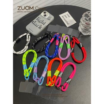 zuom 新款11色條紋手機掛繩掛飾硅膠結實耐用掛iphone手機殼黑白色紅色紫色親膚男女款適用全手機型號