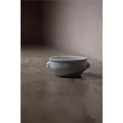 古器物日本回流老香爐 清末青白瓷德化白瓷 手工獅子雙耳爐潤如玉