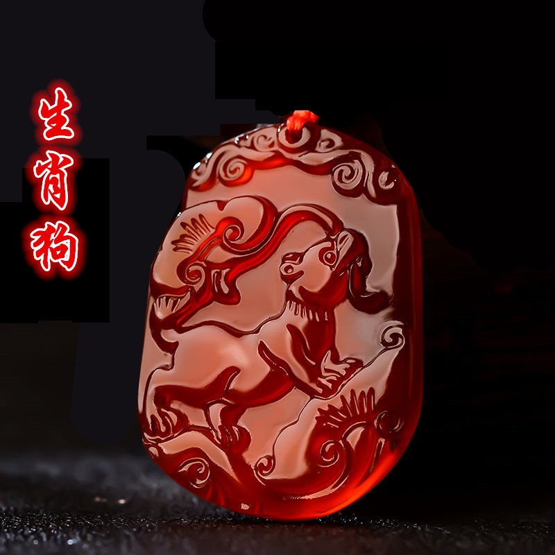 激安 透明紅玉髓龍紋雙虎牙小天珠（天然紅玉髓十二生肖鼠牛虎兔龍蛇馬 