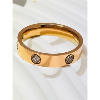 卡家女鈦鋼戒指環優雅氣質鑲鉆指環飾品情侶光面素款歐美不掉色