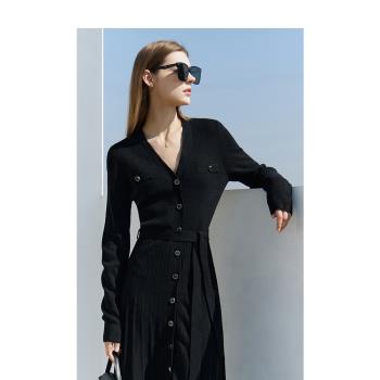 Amii2023春裝新款針織連衣裙女法式赫本風氣質長裙子修身小黑裙