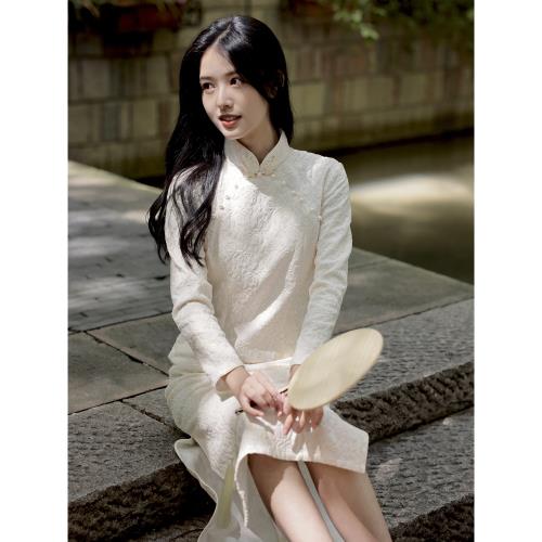 小步格調《沉煙》復古蕾絲提花長袖秋冬款旗袍收腰國風氣質連衣裙