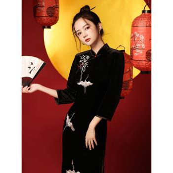 絲絨年輕款黑色長袖中國風旗袍