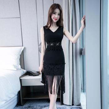 女裝新款流行無袖黑色修身連衣裙