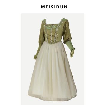 ミ【濃郁蔥蔥】橄欖綠絲絨宮廷風連衣裙法式復古刺繡甜美公主裙子