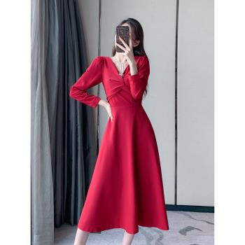 溫柔別致設計感紅色禮服連衣裙