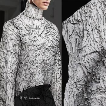 白漆黑線 擦色肌理壓褶布 凹凸裂紋創意外套連衣裙服裝設計師面料