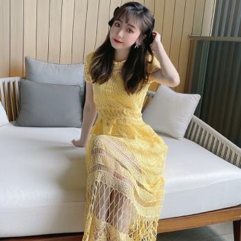 SP黃色蕾絲鏤空修身顯瘦連衣裙氣質長裙女夏旅游度假沙灘裙禮服仙