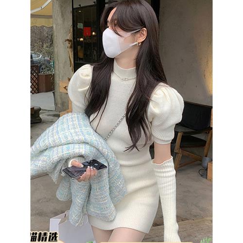 白色短裙包臀內搭打底針織毛衣連衣裙子春裝新款2025春夏季溫柔