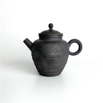裸柴燒紫砂泥茶壺150ml手工黑色肌理可養泡茶單自然落灰復古商務
