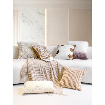 法式輕奢高級感沙發抱枕棕色提花靠枕客廳皮草靠墊樣板房裝飾靠包