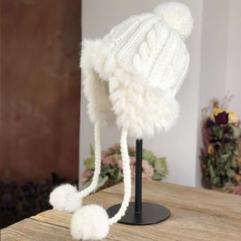 可愛白色冬季保暖毛絨護耳女帽子