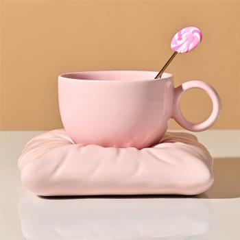 糖果純色枕頭包馬克杯碟組合套裝簡約家用杯子咖啡下午茶杯碟套裝