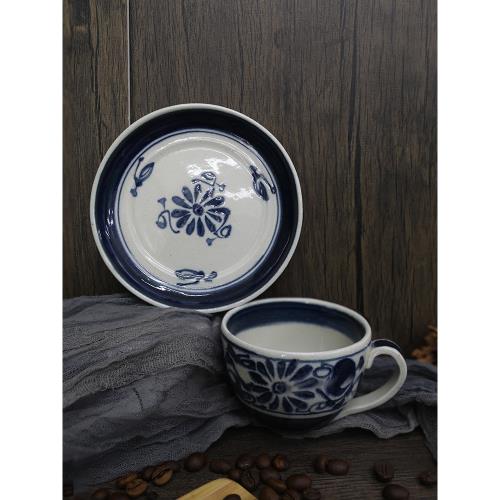 日本進口宗山窯安南圓款咖啡杯帶碟染唐草紋日式辦公下午茶杯水杯